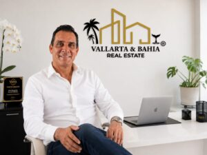 Carlos A. Osuna Barraza